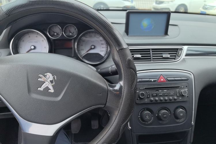 Used Peugeot 308 2014 Enjoy Edition Classic 1.6L Manual YouShang Model Center Console