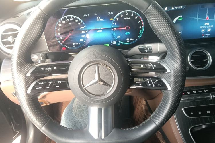 Used Mercedes-Benz E-Class New Energy 2023 E 350 e L Plug-in Hybrid Sports Sedan
