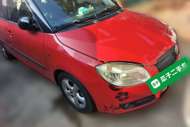 Used Skoda Fabia 2011 1.6L Automatic Crystal Edition
