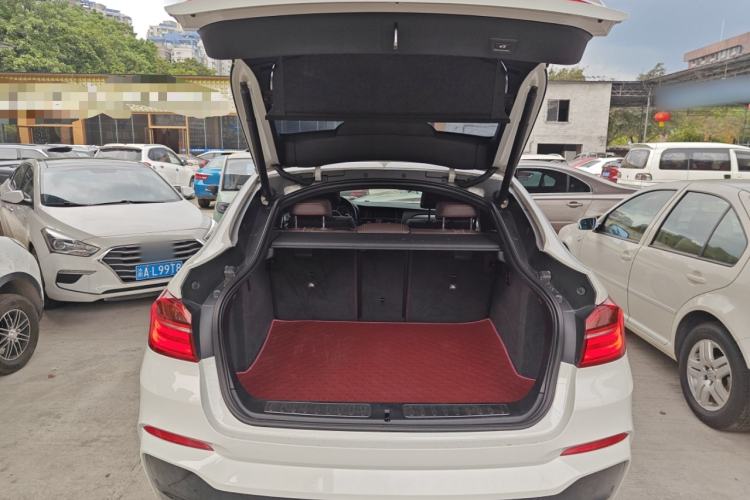 Used BMW X4 2016 xDrive20i M Sport Edition Trunk