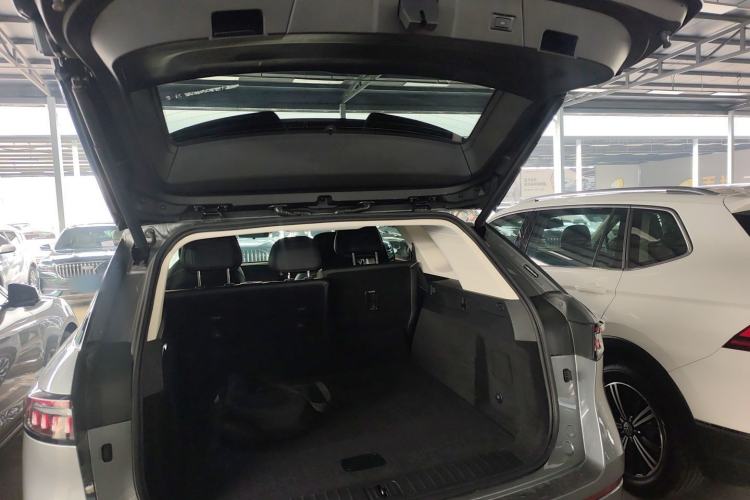 Used Chery Tiggo 9 2023 2.0T Dual-Clutch Two-Wheel Drive Luxury Edition 5 Seats