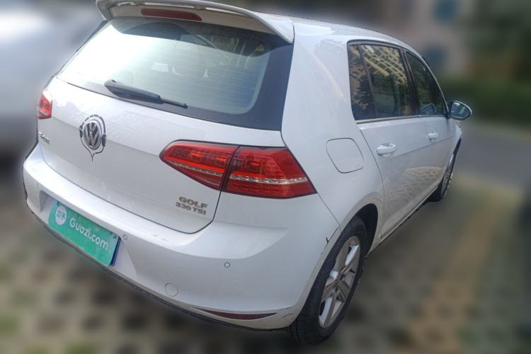 Used Volkswagen Golf 2016 230TSI Automatic Comfort Version

