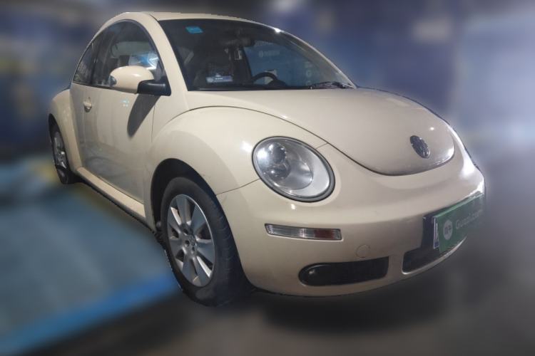 Used Volkswagen Beetle 
