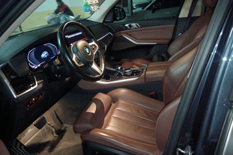 Used BMW X5 2022 xDrive40i M Sport Package
