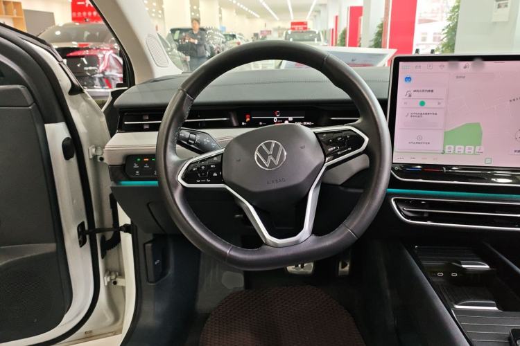 Used Volkswagen ID.7 VIZZION 2024 AIR model