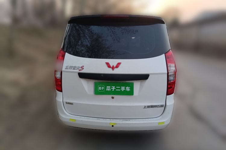 Used Wuling Hongguang 2019 1.5L S Basic Version China VI Standard LAR