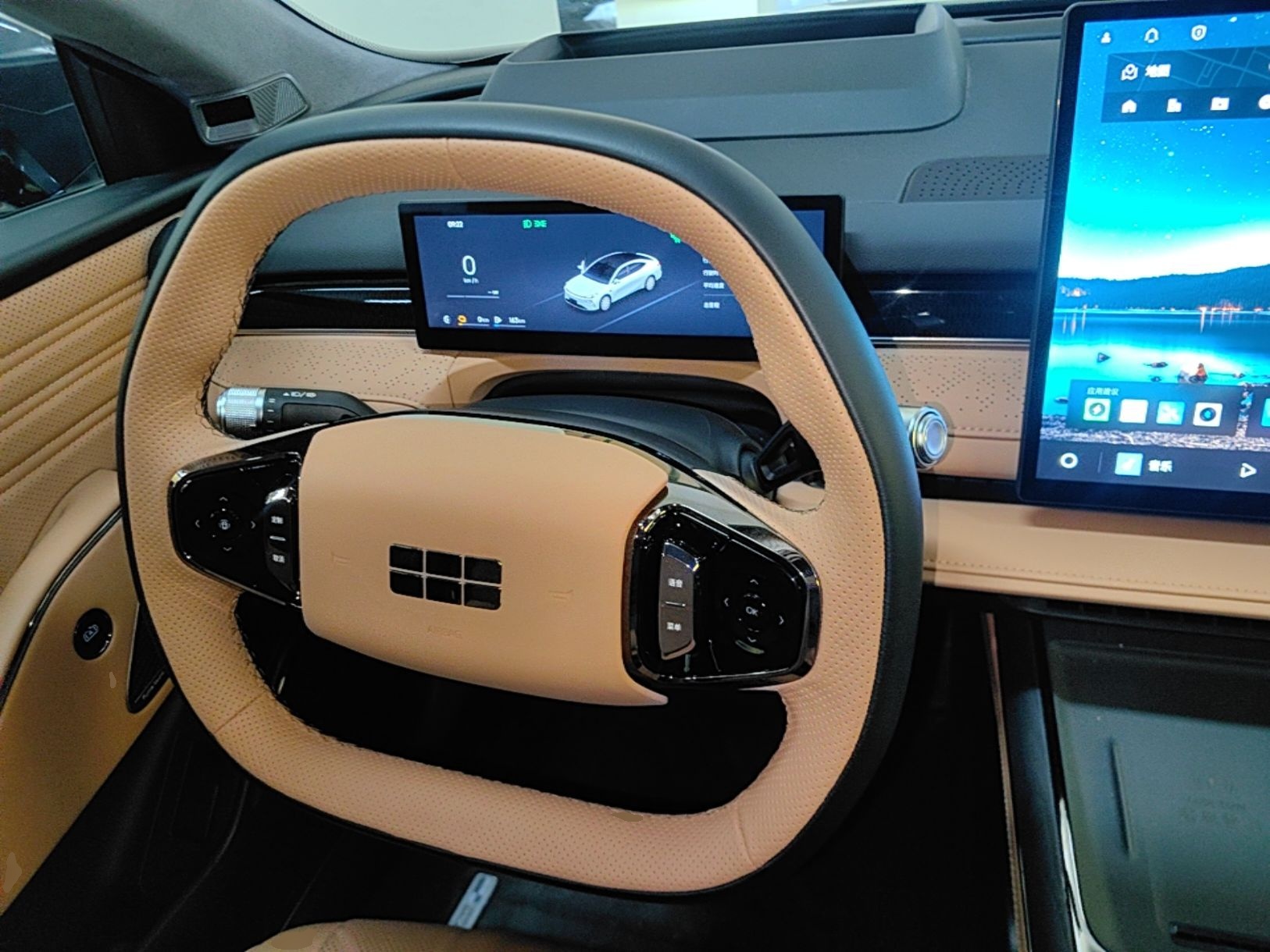 Geely Galaxy 8 2025 130km EM-P Starship Edition — снимка 13