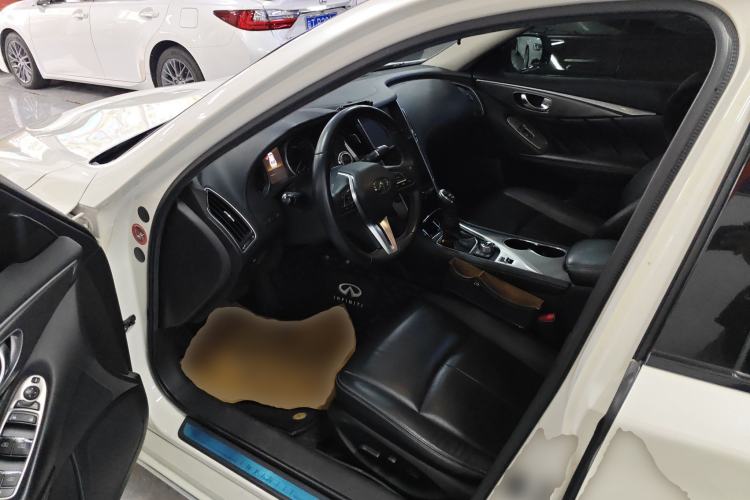 Used Infiniti Q50L 2018 2.0T Enjoyment Version China V Standard Driver Seat