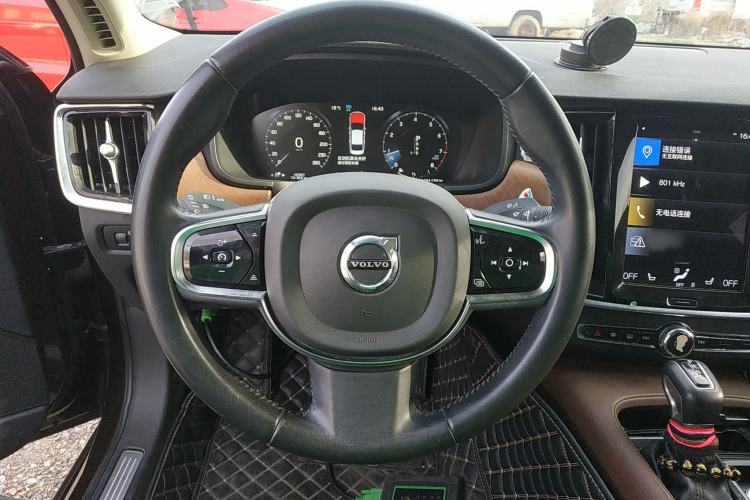 Used Volvo S90 2020 T5 Zhiyi Luxury Edition