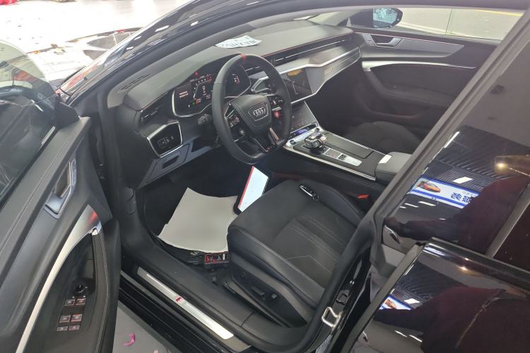 Used Audi A7L 2024 45 TFSI Luxury Edition
