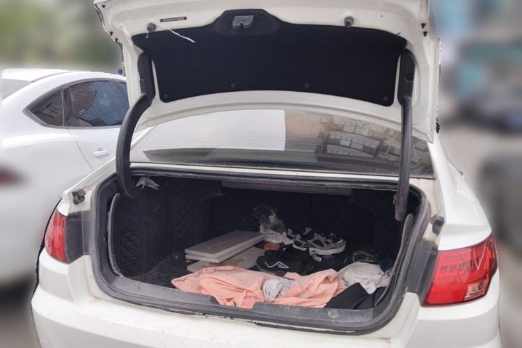 Used Geely Auto Emgrand GL 2018 1.8L Manual Elite Smart Connectivity Version Trunk