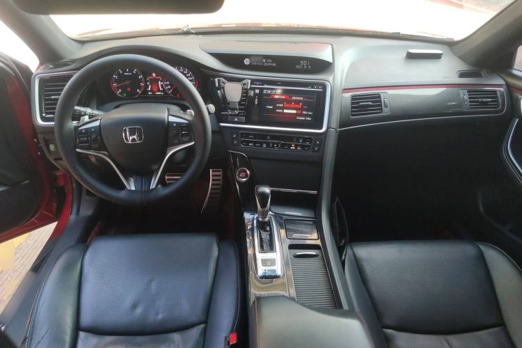 Used Honda Spirior 2015 2.4L Si
