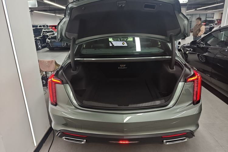 Used Cadillac CT5 2024 28T Luxury Pro Trim
