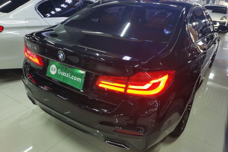 Used BMW 5 Series 2019 530Li Leading Model M Sport Package Rear Right 45 Deg