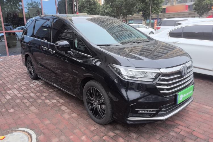 Used Honda Odyssey 2022 2.0L eHEV Sharp·Luxury Edition Front Right 45 Deg