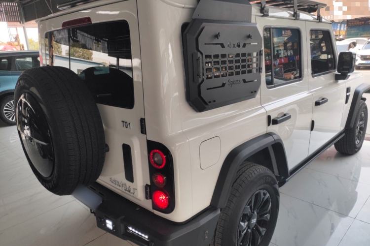 Used 212 T01 2024 2.0T Mechanic
