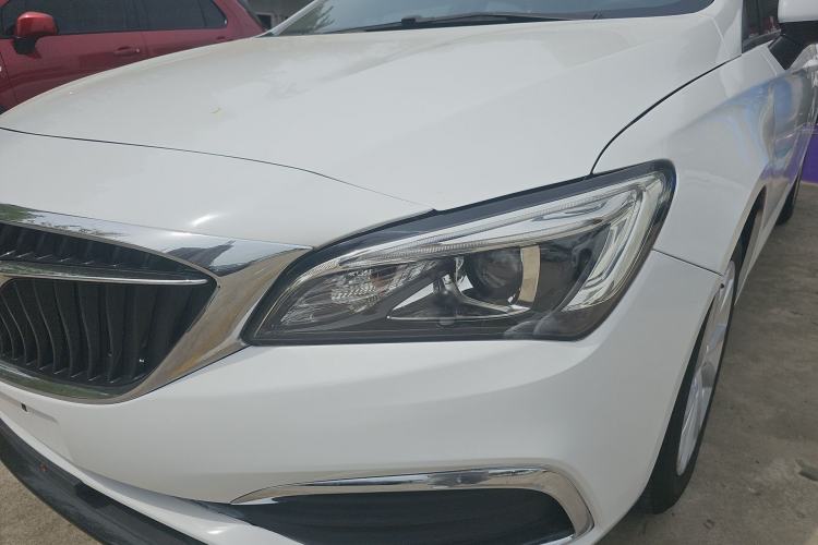 Used Buick Verano 2018 Sedan 15S Automatic Leading Model Left Front Headlight