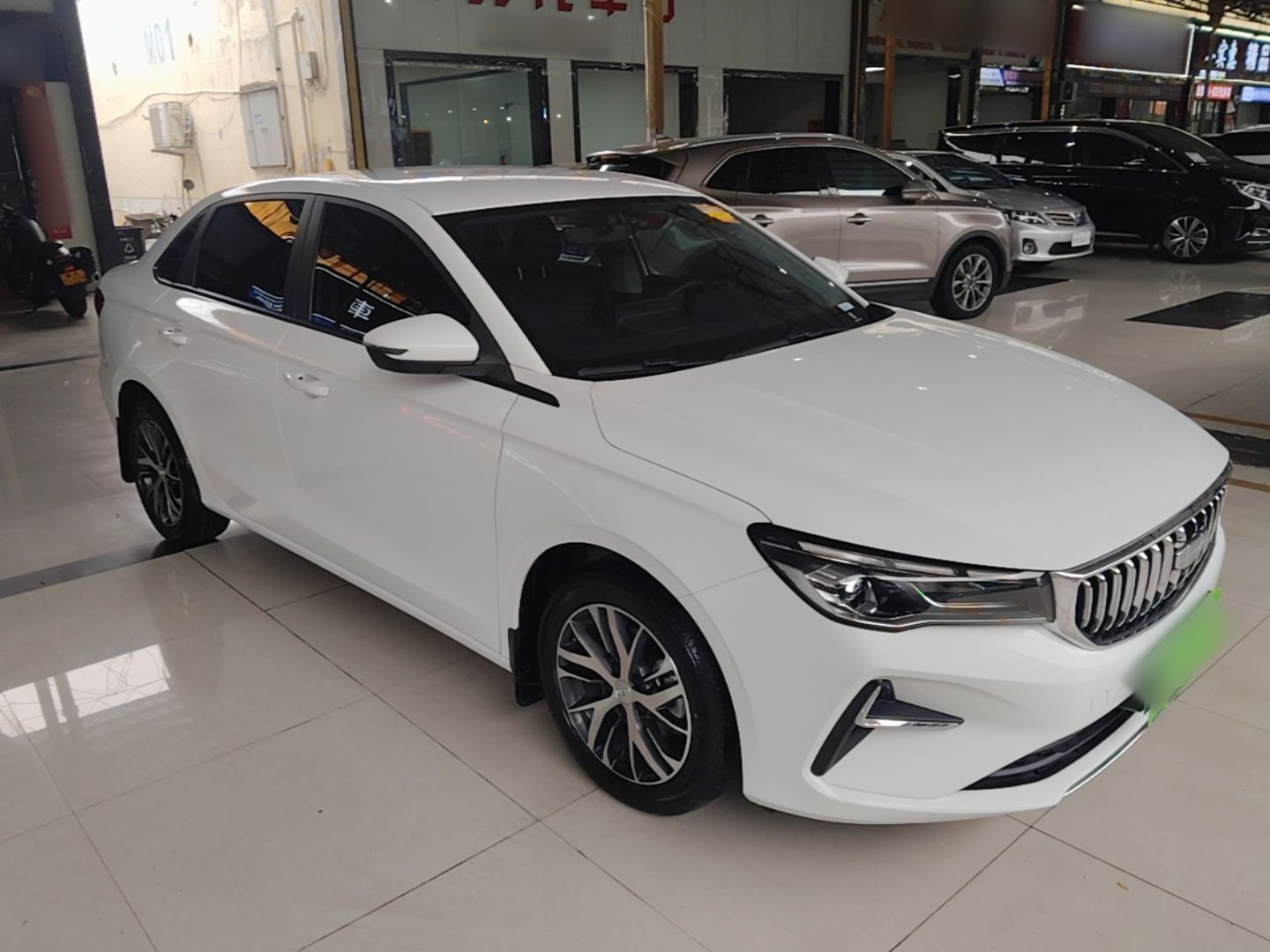 Geely Auto Emgrand 2025 4th Generation 1.5L CVT Longteng Edition — снимка 3