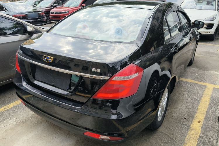 Used Geely Auto Emgrand 2017 Sedan Million Edition 1.5L Manual Luxury Model
