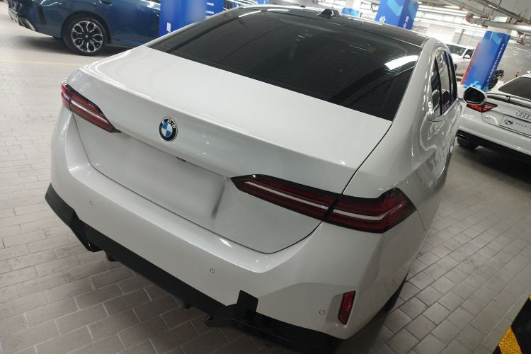 Used BMW 5 Series 2024 525Li M Sport Package
