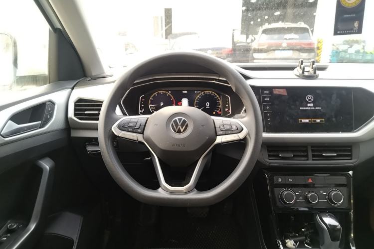 Used Volkswagen Tacqua 2023 200TSI DSG Joy-Connect Edition