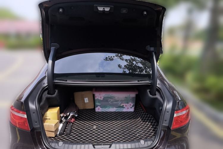 Used Jaguar XFL 2018 XFL 2.0T 250 PS Premium Edition