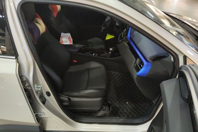 Used Toyota C-HR 2023 2.0L Luxury Edition
