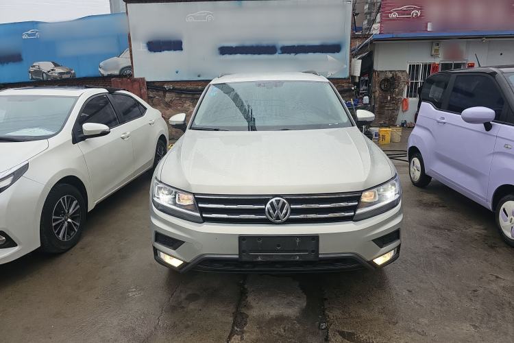 Used Volkswagen Tiguan L 2018 330TSI Automatic Two-Wheel Drive Luxury Edition