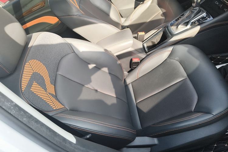 Used Roewe RX3 2021 PRO 1.6L CVT Flagship Model
