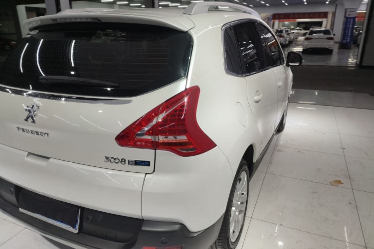 Used Peugeot 3008 2015 1.6THP Automatic Prestige Edition Right Rear Taillight