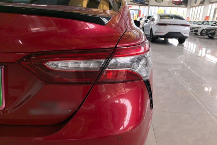 Used Toyota Camry 2018 2.5S Fēngshàng Edition Right Rear Taillight