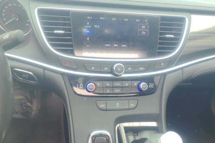 Used Buick LaCrosse 2019 28T Luxury Version
