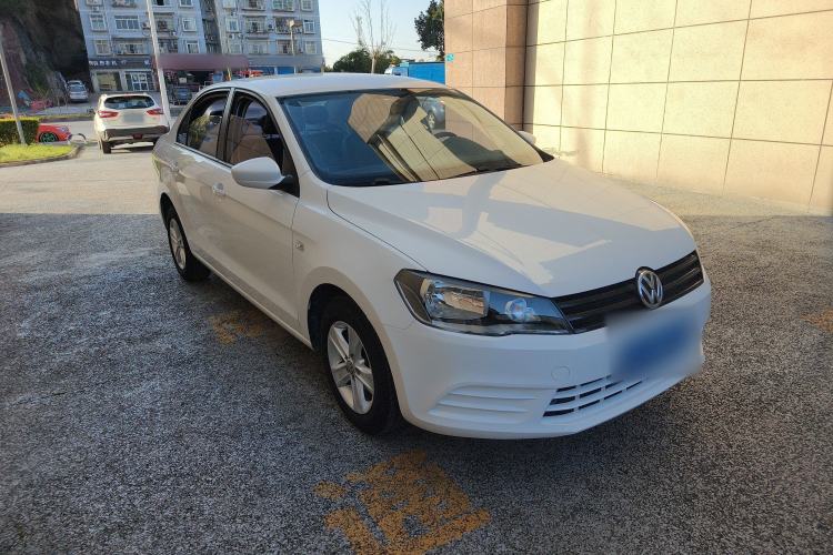 Used Volkswagen Jetta 2015 Zhuihui Edition 1.4L Manual Fashion Model

