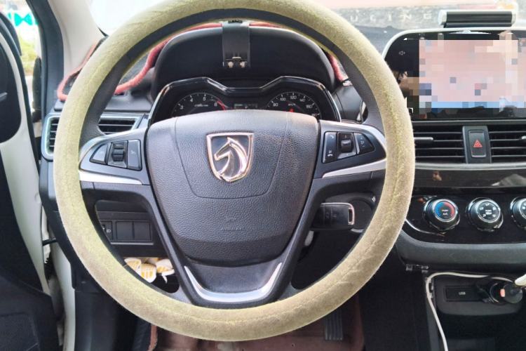 Used Baojun 310 2016 1.2L Manual Luxury Model
