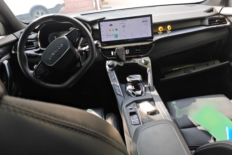 Used Lynk & Co 06 2023 Remix 1.5T JinPro
