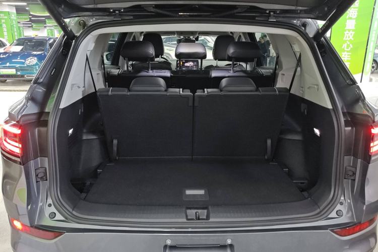 Used Volkswagen ID.6 X 2022 Pure Long-Range Edition