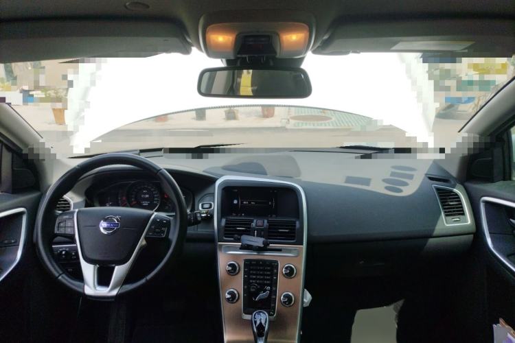 Used Volvo XC60 2017 T5 Smart Upgrade Edition