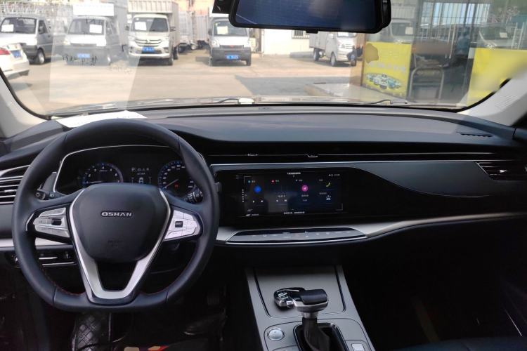 Used CHANGAN OSHAN X7 2021 1.5T Automatic Luxury Version
