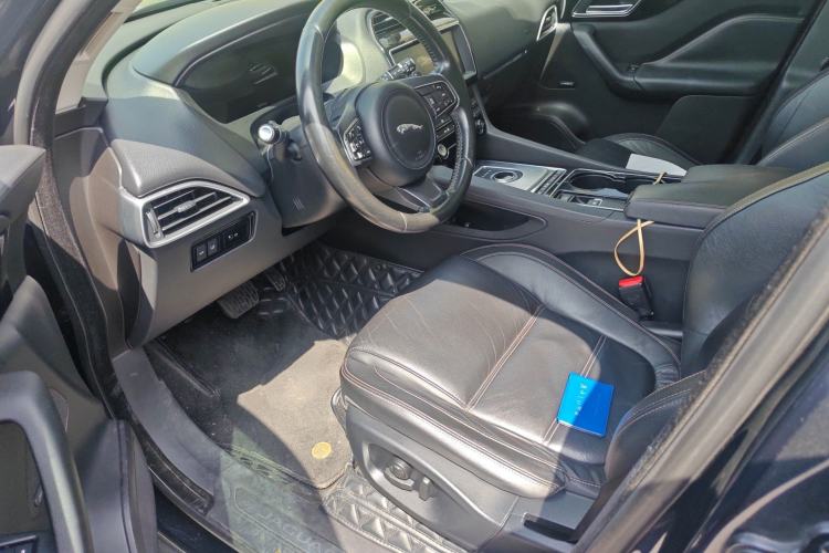 Used Jaguar F-PACE 2016 2.0T Two-Wheel-Drive R-Sport Sport Edition