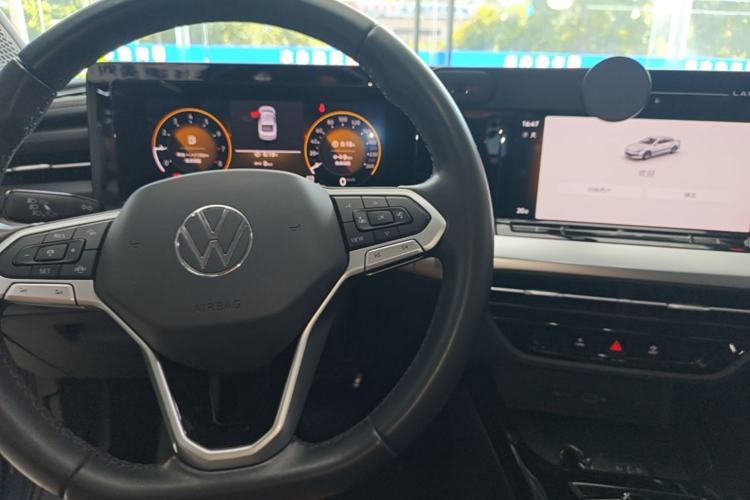 Used Volkswagen Lamando 2022 Lavida L 280TSI DSG Hot Edition