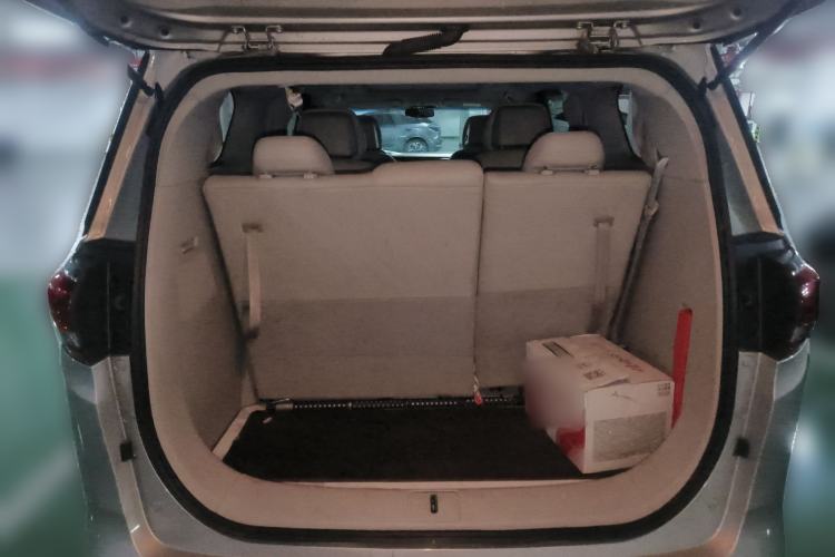 Used Buick GL8 2018 ES 28T Comfort Model China VI Standard