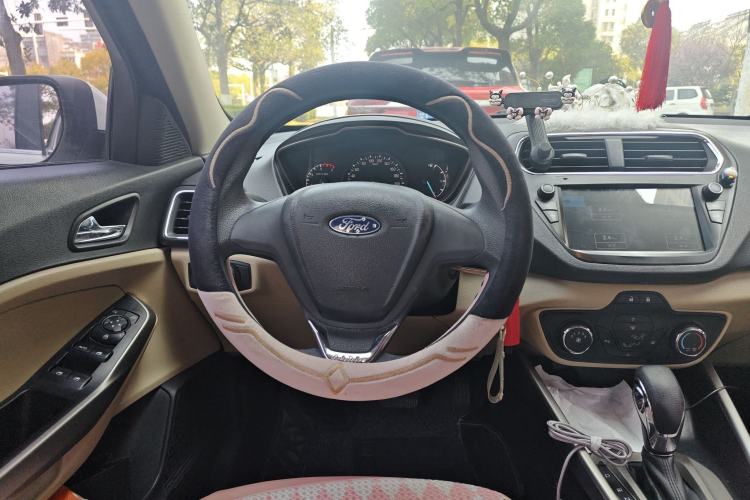 Used Ford Escort 2017 Revised Version 1.5L Automatic Comfort Edition
