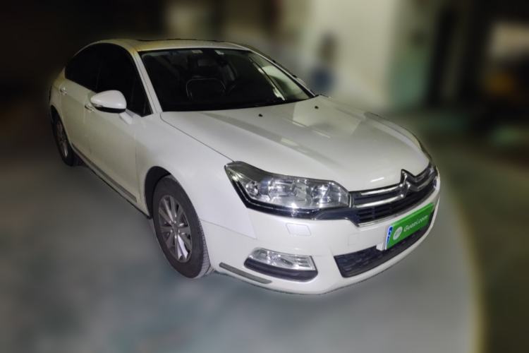 Used Citroen C5 2014 2.0L Automatic Luxury Edition Front Right 45 Deg