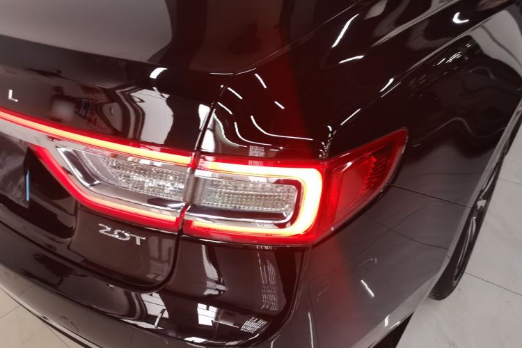 Used Lincoln Continental 2018 2.0T Two-Wheel Drive Deluxe Edition Right Rear Taillight