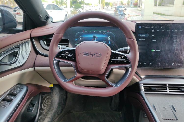 Used BYD Seal 2023 DM-i 1.5T 121km Prestige Model Steering Wheel