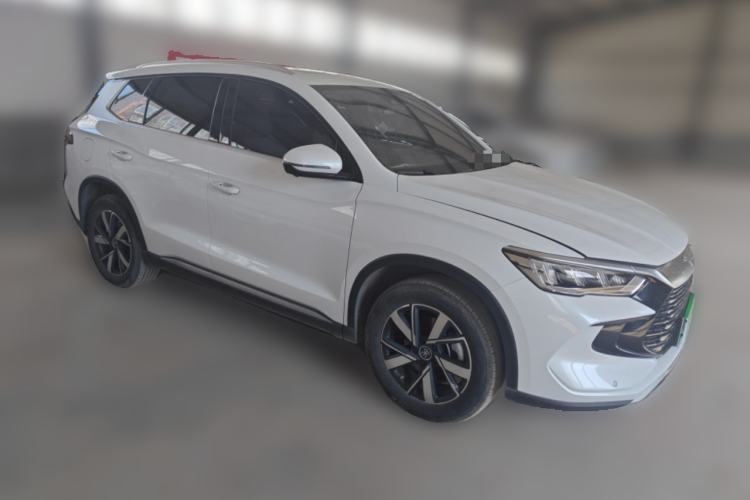 Used BYD Song Pro New Energy 2023 Champion Edition DM-i 110KM Beyond Model Front Right 45 Deg