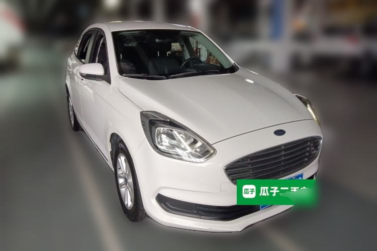 Used Ford Escort 2019 1.5L Automatic ZhiXiang Model Front Right 45 Deg