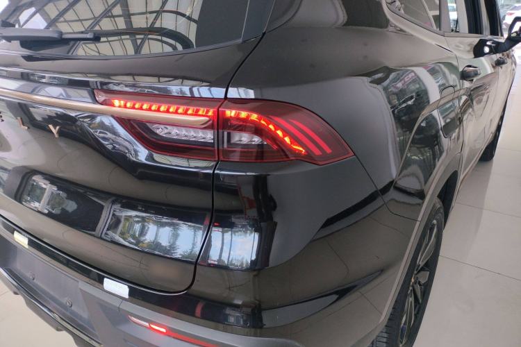 Used Geely Auto Haoyue 2022 1.8TD DCT Black Gold Limited Edition 7-Seater
