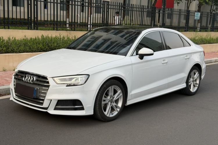 Used Audi A3 2020 Limousine 35 TFSI Fashion Edition China VI Emission Standard