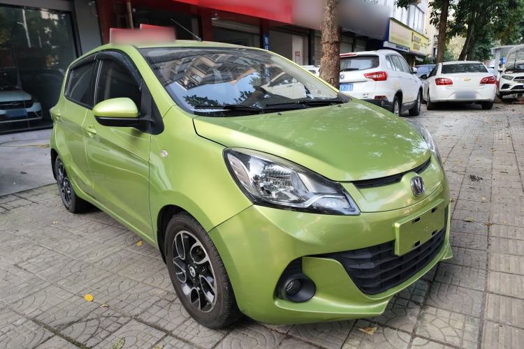 Used Changan Benni 2015 1.4L IMT Luxury Model China IV
